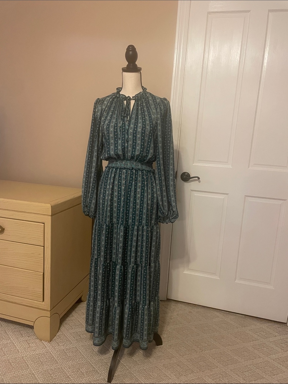 Max Studio Teal Green Printed Long Sleeve Tiered Maxi Dress